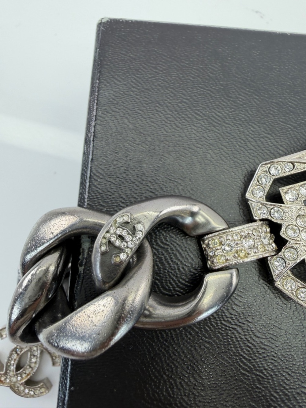 CHANEL Ruthenium Gunmetal and Crystal Art Deco Bracelet with CC Charm - Picture 5 of 14